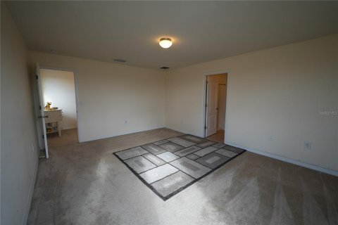 House in Winter Haven, Florida 5 bedrooms, 227.42 sq.m. № 1819295 - photo 13