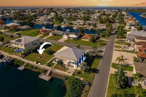 Land in Hernando Beach, Florida № 2123893 - photo 17