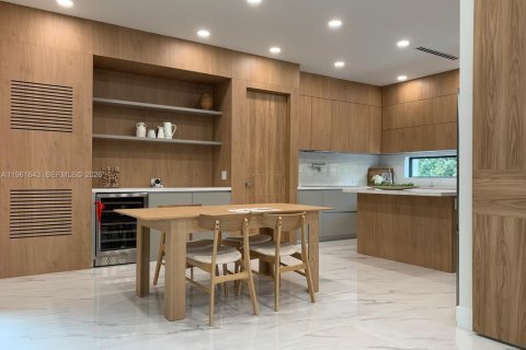 Villa ou maison à louer à Fort Lauderdale, Floride: 5 chambres, 328.87 m2 № 2080846 - photo 20
