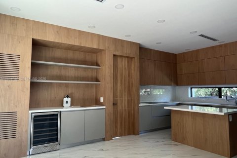 Villa ou maison à louer à Fort Lauderdale, Floride: 5 chambres, 328.87 m2 № 2080846 - photo 16