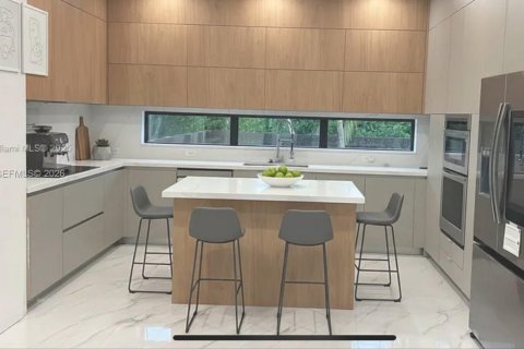 Villa ou maison à louer à Fort Lauderdale, Floride: 5 chambres, 328.87 m2 № 2080846 - photo 17