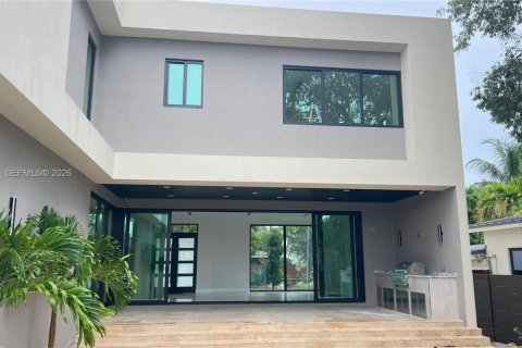Villa ou maison à louer à Fort Lauderdale, Floride: 5 chambres, 328.87 m2 № 2080846 - photo 25