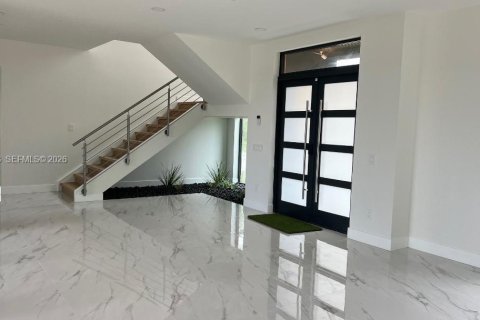 Villa ou maison à louer à Fort Lauderdale, Floride: 5 chambres, 328.87 m2 № 2080846 - photo 7