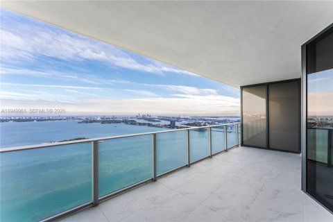 Купить кондоминиум в Майами, Флорида 3 спальни, 152.64м2, № 2005728 - фото 26