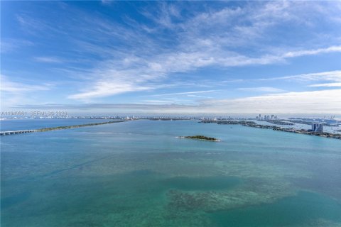 Купить кондоминиум в Майами, Флорида 3 спальни, 152.64м2, № 2005728 - фото 30