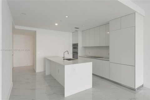 Купить кондоминиум в Майами, Флорида 3 спальни, 152.64м2, № 2005728 - фото 2