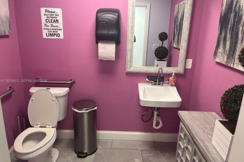 Propiedad comercial en venta en Boca Raton, Florida № 2033605 - foto 5