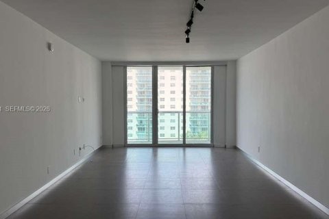 Купить кондоминиум в Санни-Айлс-Бич, Флорида 1 спальня, 93.37м2, № 2048546 - фото 5