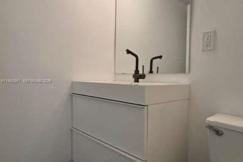 Купить кондоминиум в Санни-Айлс-Бич, Флорида 1 спальня, 93.37м2, № 2048546 - фото 8