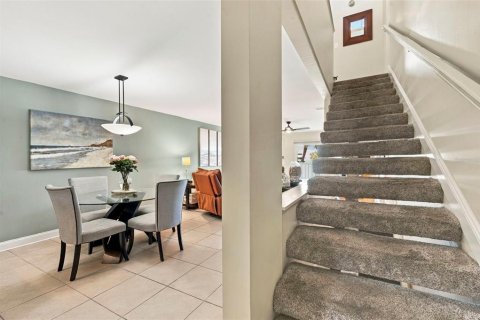 Touwnhouse à vendre à Treasure Island, Floride: 2 chambres, 134.71 m2 № 2418970 - photo 16