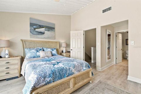 Touwnhouse à vendre à Treasure Island, Floride: 2 chambres, 134.71 m2 № 2418970 - photo 17