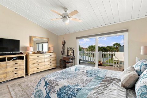 Touwnhouse à vendre à Treasure Island, Floride: 2 chambres, 134.71 m2 № 2418970 - photo 19