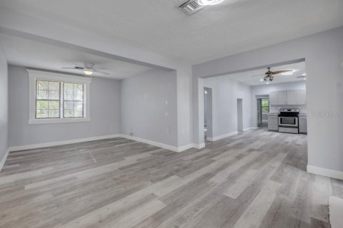 Casa en venta en Fern Park, Florida, 4 dormitorios, 149.2 m2 № 1687197 - foto 6