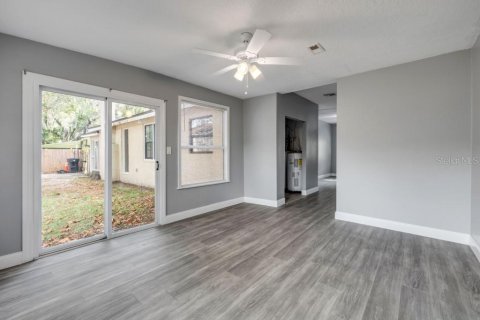 Casa en venta en Fern Park, Florida, 4 dormitorios, 149.2 m2 № 1687197 - foto 21