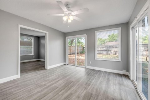 Casa en venta en Fern Park, Florida, 4 dormitorios, 149.2 m2 № 1687197 - foto 19