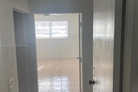 Casa en alquiler en Cutler Bay, Florida, 5 dormitorios, 232.26 m2 № 2023528 - foto 13