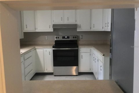 Apartamento en alquiler en Seminole, Florida, 3 dormitorios, 127.28 m2 № 1833151 - foto 2
