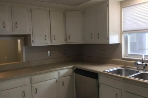 Apartamento en alquiler en Seminole, Florida, 3 dormitorios, 127.28 m2 № 1833151 - foto 3