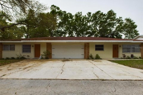 Apartamento en alquiler en Seminole, Florida, 3 dormitorios, 127.28 m2 № 1833151 - foto 1
