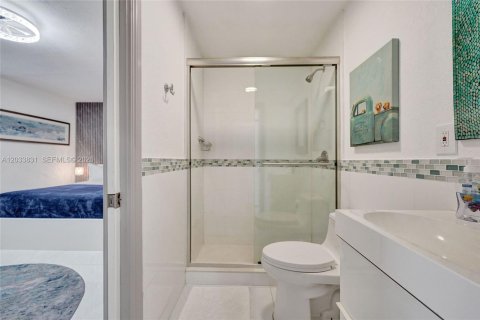 Casa en alquiler en Dania Beach, Florida, 5 dormitorios, 185.8 m2 № 2078067 - foto 20