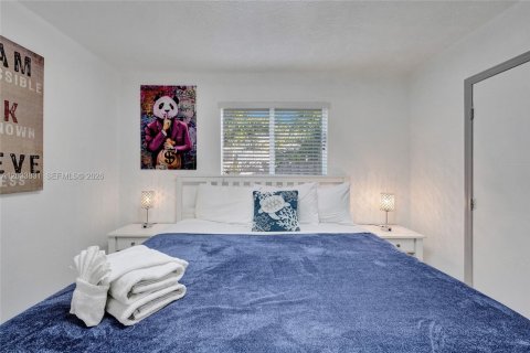 Casa en alquiler en Dania Beach, Florida, 5 dormitorios, 185.8 m2 № 2078067 - foto 22