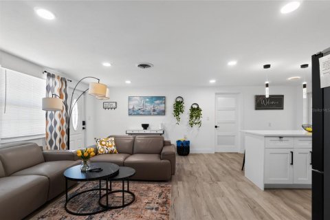 Casa en venta en Englewood, Florida, 3 dormitorios, 125.42 m2 № 2304505 - foto 9