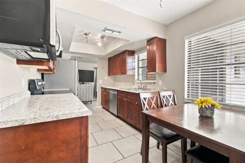 Casa en venta en Zephyrhills, Florida, 2 dormitorios, 103.59 m2 № 2420562 - foto 19