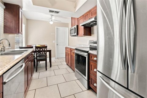 Casa en venta en Zephyrhills, Florida, 2 dormitorios, 103.59 m2 № 2420562 - foto 16