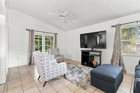 Casa en venta en Zephyrhills, Florida, 2 dormitorios, 103.59 m2 № 2420562 - foto 11