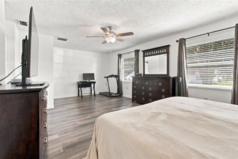 Casa en venta en Zephyrhills, Florida, 2 dormitorios, 103.59 m2 № 2420562 - foto 22