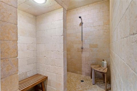 Casa en venta en Saint Petersburg, Florida, 7 dormitorios, 1119.1 m2 № 1554490 - foto 21