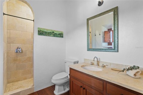 Casa en venta en Saint Petersburg, Florida, 7 dormitorios, 1119.1 m2 № 1554490 - foto 24