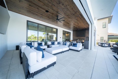 Casa en venta en Four Corners, Florida, 10 dormitorios, 1065.68 m2 № 2387699 - foto 11