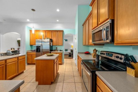 House in Valrico, Florida 4 bedrooms, 252.69 sq.m. № 1635160 - photo 7