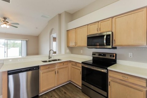 Villa ou maison à louer à Plant City, Floride: 3 chambres, 134.71 m2 № 2416845 - photo 6