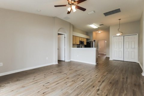 Villa ou maison à louer à Plant City, Floride: 3 chambres, 134.71 m2 № 2416845 - photo 3