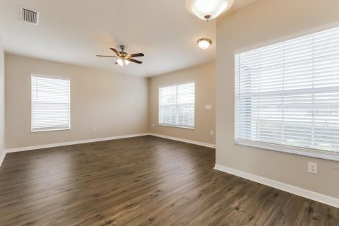 Villa ou maison à louer à Plant City, Floride: 3 chambres, 134.71 m2 № 2416845 - photo 4
