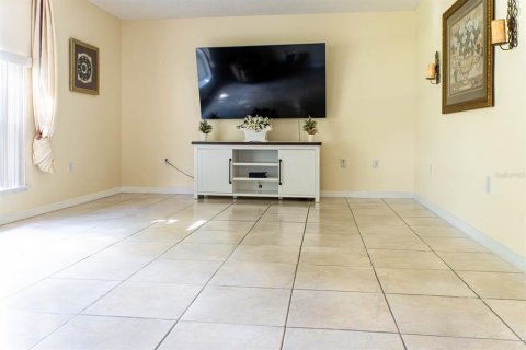 Casa en alquiler en Riverview, Florida, 4 dormitorios, 205.13 m2 № 1903278 - foto 10