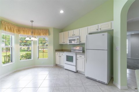 House in Ocala, Florida 2 bedrooms, 134.89 sq.m. № 2216421 - photo 15