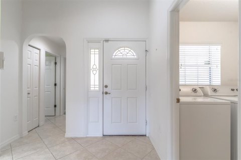 House in Ocala, Florida 2 bedrooms, 134.89 sq.m. № 2216421 - photo 6
