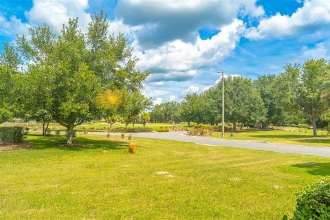 House in Ocala, Florida 2 bedrooms, 134.89 sq.m. № 2216421 - photo 4