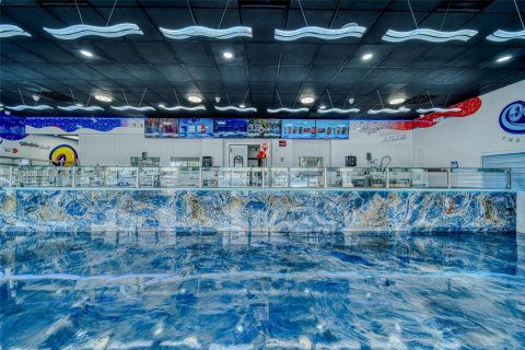 Propiedad comercial en venta en Miami, Florida № 1942984 - foto 5