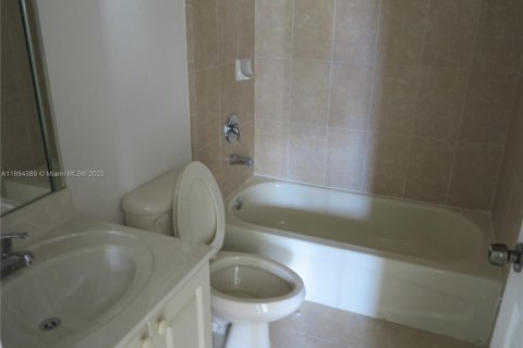 Villa ou maison à louer à Homestead, Floride: 3 chambres, 132.39 m2 № 1931139 - photo 26