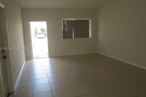 Villa ou maison à louer à Homestead, Floride: 3 chambres, 132.39 m2 № 1931139 - photo 18
