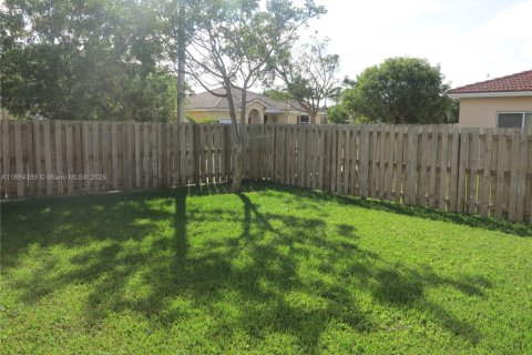Villa ou maison à louer à Homestead, Floride: 3 chambres, 132.39 m2 № 1931139 - photo 13