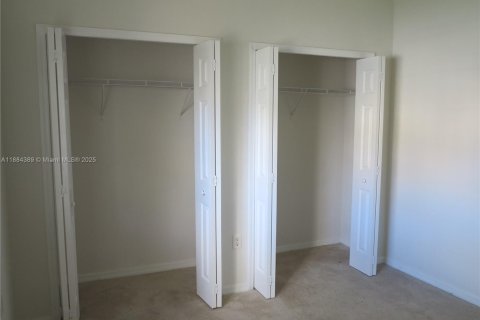 Villa ou maison à louer à Homestead, Floride: 3 chambres, 132.39 m2 № 1931139 - photo 20