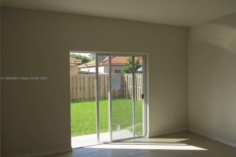 Villa ou maison à louer à Homestead, Floride: 3 chambres, 132.39 m2 № 1931139 - photo 12