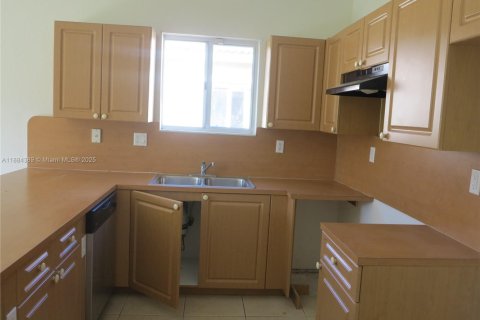Villa ou maison à louer à Homestead, Floride: 3 chambres, 132.39 m2 № 1931139 - photo 8