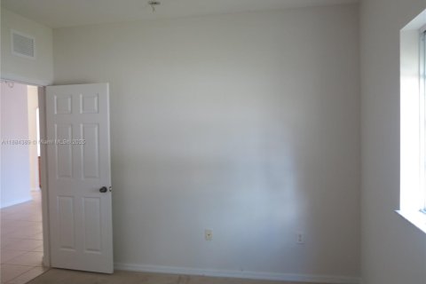 Villa ou maison à louer à Homestead, Floride: 3 chambres, 132.39 m2 № 1931139 - photo 21