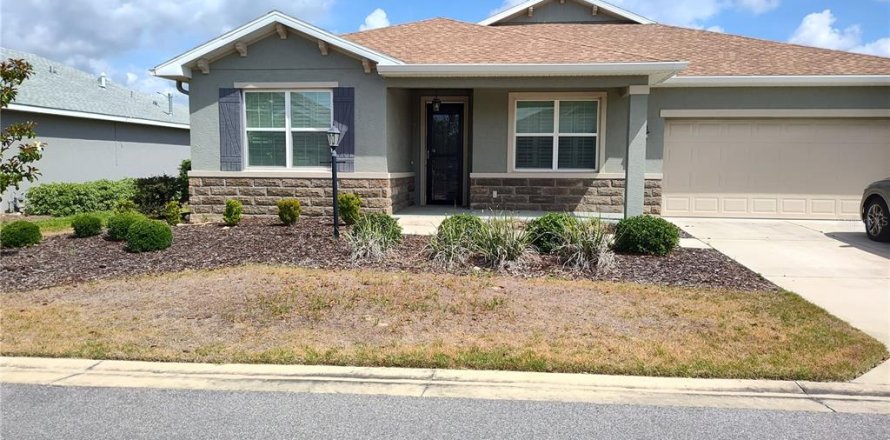 Casa en Ocala, Florida 2 dormitorios, 184.23 m2 № 2218474